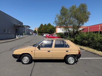 ŠKODA FAVORIT 135L rok 1990 - 1.majitel - Garážováno - STAV - 2