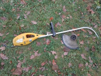 Sekačka strunová AL-KO TE 1000 TA na náhradní díly - 2