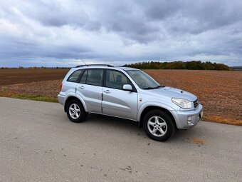 TOYOTA Rav4 2.0 D4D 4x4 - 2
