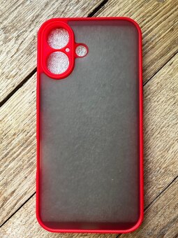 kryt na Apple iPhone 16 - 2
