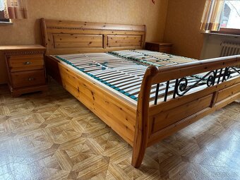 Celomasivní značková ložnice Musterring, borovice - 2