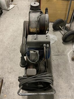 Prodám Kompresor MEZ Mohelnice - 2