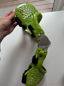 Ortéza na levé koleno vel. L, PC 21 500,- - 2