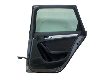 Pravé zadní dveře šedá LY7G Audi A4 B8 8K avant r.v. 2010 - 2