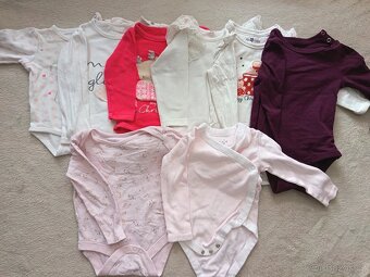 Dětské oblečení pro holčičku 9-12měsíců - 2