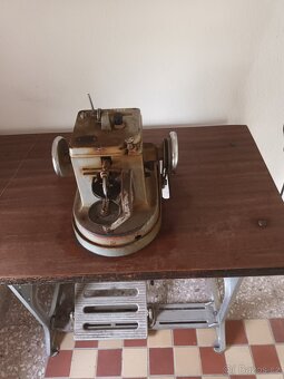 Kožešnický stroj - 2