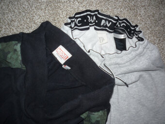 2x tepláky vel 140-146 H&M,cena za oboje - 2