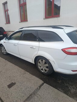 Prodám Ford Mondeo mk4 Ghia - 2