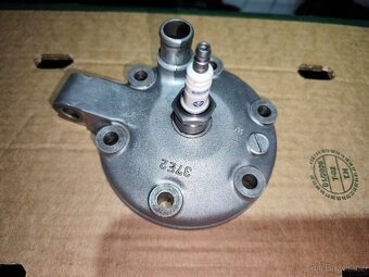 Hlava Suzuki RM 250, 1999 - 2