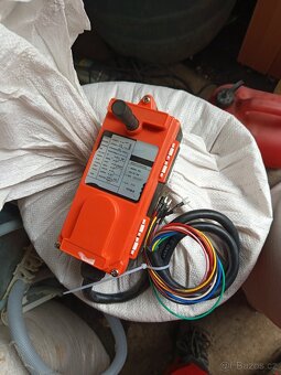 Dálkové ovladani - 2