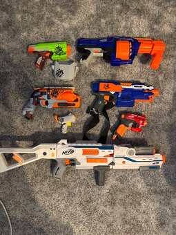 Prodám sbírku Nerf zbraní - 2