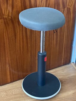 Ergonomická židle/balanční stolička - 2