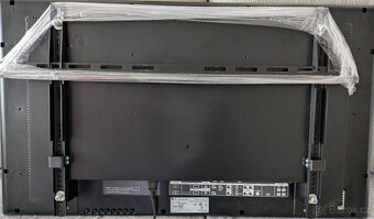 LG Televize 42" M4224FCBA - 2