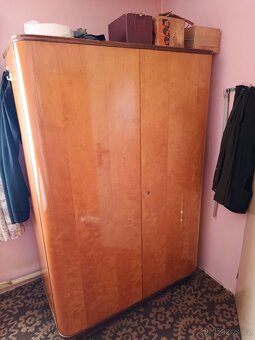 Nábytek starý 60 let starožitnost - 2