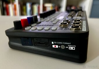 ZOOM Livetrak L-6 - 2