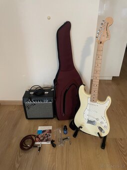 Fender Squire Stratocaster+zesilovač komplet starter balicek - 2