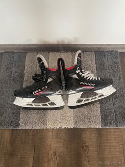 Brusle Bauer Vapor x4 Velikost 8 fit 2 - 2