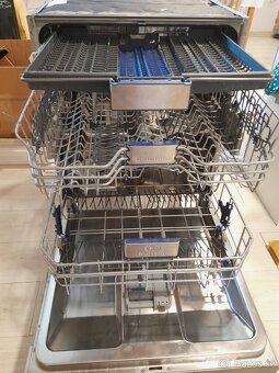 Myčka Grundig šíře 60 cm - 2
