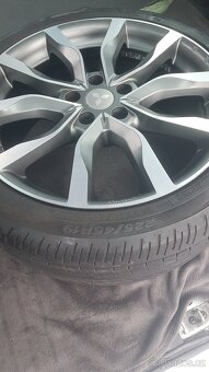 R19/ MITSUBISHI ASX/LANCER 225/45 R19/HYUNDAI I40 - 2