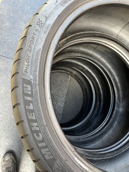 Letní Pneumatiky Michelin PILOT SPORT4 235/40/19 - 2