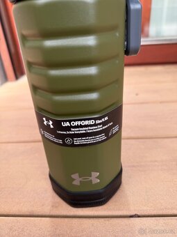 Sportovní láhev Under Armour Offgrid -950ml - 2