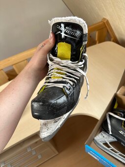 Hokejové brusle Bauer Supreme S25 SR - 2