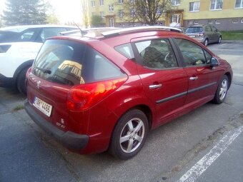 prodám Peugeot 207 SW 1.4 benzín r.2010 - 2