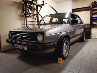Golf MK2 1.6 39 kw nová STK - 2