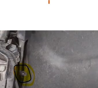 Šroub uchycení vzduchového filtru 13465202 GM - 2