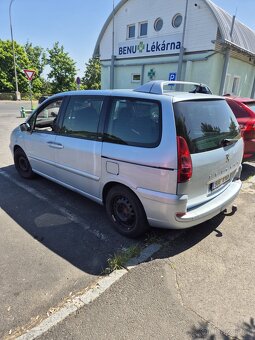 Peugeot 807 2.2HDI (NAVI) - 2