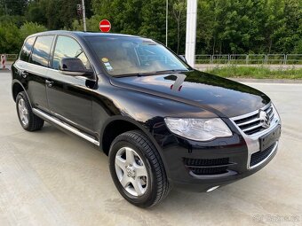 VW Touareg facelift 3.0 TDI V6 - 2