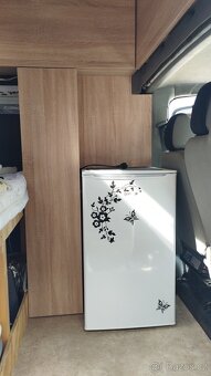 Obytná dodávka Nissan Primastar 2,5 dci - 2
