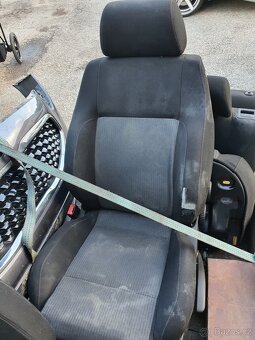 Golf 4 - 2