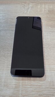 Mobilní telefon T-Phone pro - 2