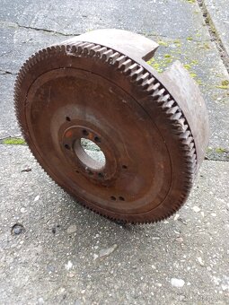 Setrvačník zetor - 2