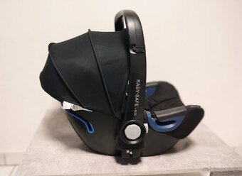 Britax romer BABY-SAFE 2 i-SIZE + Základna - 2