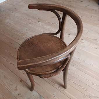 Thonet židle - 2