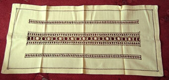 Starožitný textil - dečky, zavinovačka, kapesníčky - 2