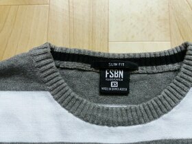 Dětský svetr, vel. XS. - 2