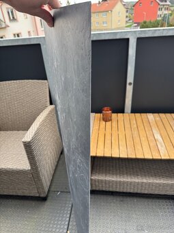 Obkladový kámen STONESTYLE - světle černá,lepíce panely - 2