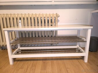 Botník / lavice na boty – bílý s kovovými tyčemi - 2