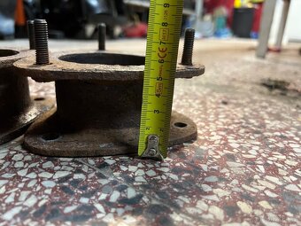 Podložky pod tlumiče - 2