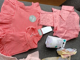 Mix oblečení 68-74 pro holčičku NOVÉ - 2