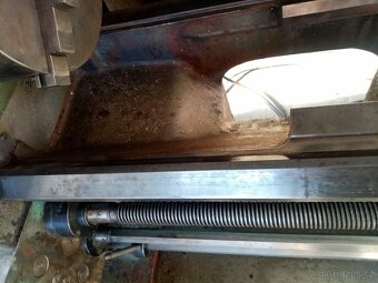 Prodám soustruh SUI 40/1000 - 2