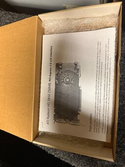 grafická karta ATI Radeon HD 3850 - 2