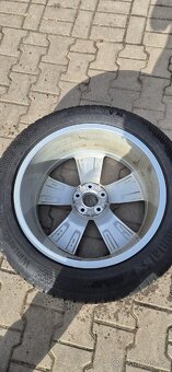 Kola Audi Q7 - 2