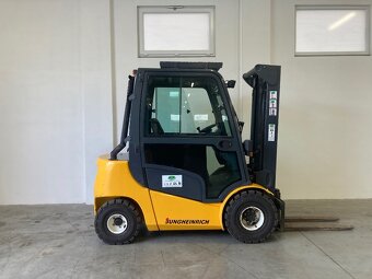 Jungheinrich DFG 425 vysokozdvižný vozík (01409) - 2