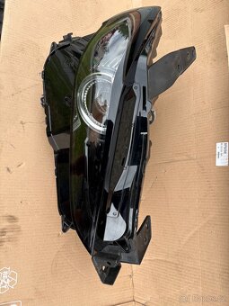 Mazda CX 30,pravé světlo Full Led,TOP stav,W5553 - 2