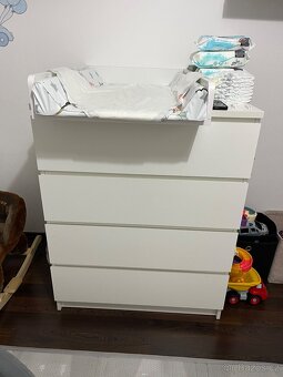 Komoda - 2