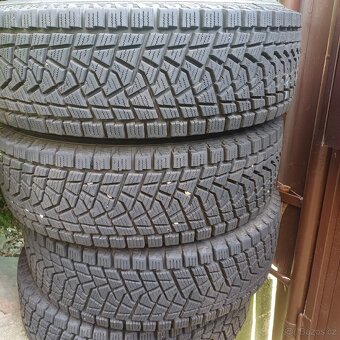 Pneu225/65/17 - 2